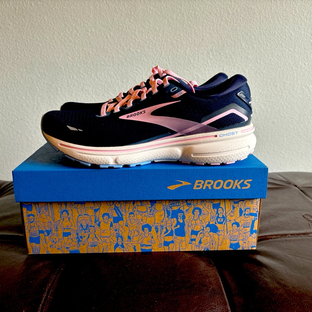 New! Brooks Ghost 15 Running Shoes - Size 8